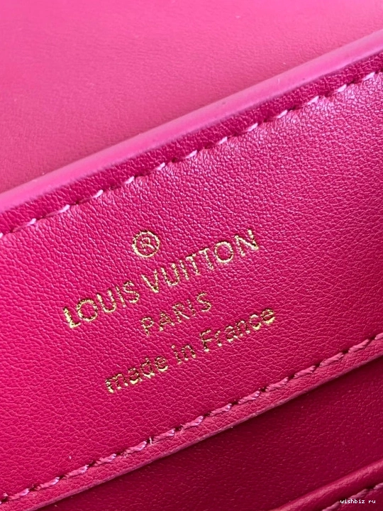WIS CAPUCINES LOUIS VUITTON MINI 1006